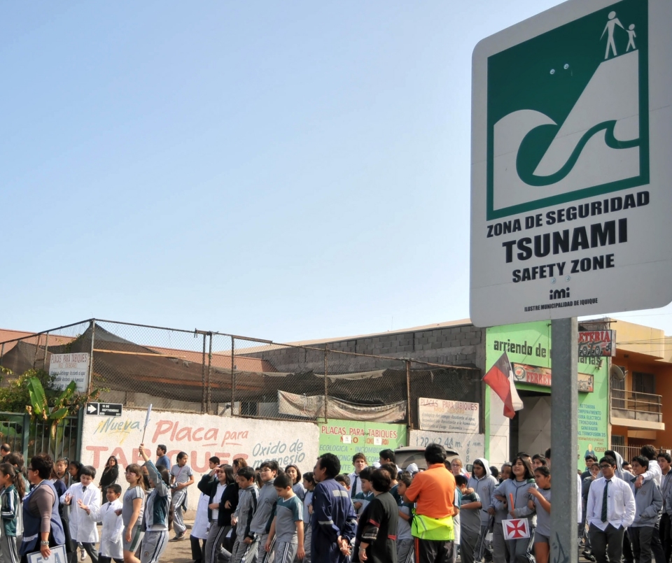 ¿Debe Chile imitar las medidas tomadas por Japón ante terremotos y tsunamis?