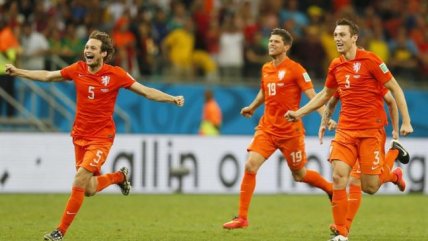 Revive la clasificación de Holanda ante Costa Rica a semifinalnes