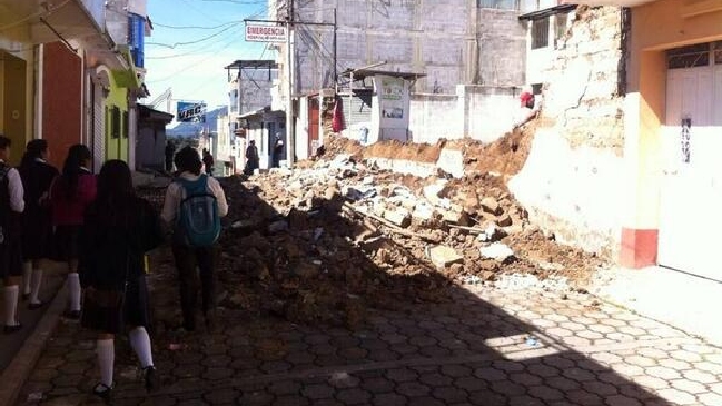 Al menos cinco muertos deja terremoto en México y Guatemala