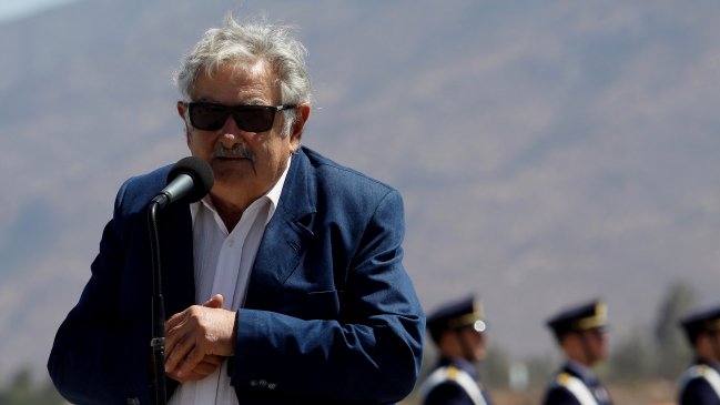 Mujica: La venta de marihuana se retrasará hasta 2015