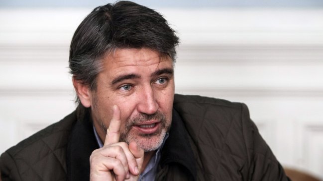 Senador Rossi se reunió con cardenal Ezzati por la reforma educacional