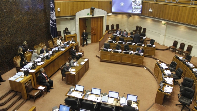 Senado pidió a Bachelet el retorno inmediato del embajador de Chile en Israel