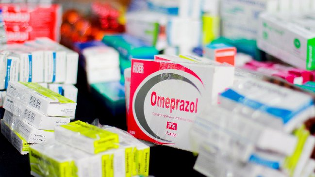 Minsal propuso venta de medicamentos en servicentros