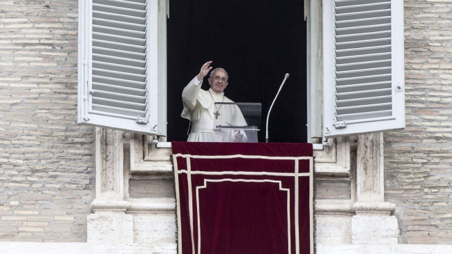 Papa explicó que canceló visita a enfermos por un dolor de cabeza y náuseas