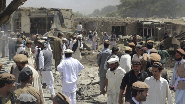 Casi cien civiles fallecieron en atentado en Afganistán