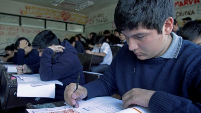 Mineduc presentó comisión que propondrá cambios al Simce