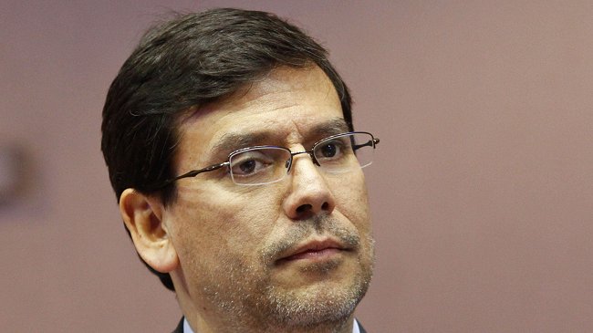 Arenas insistió en que se está armando 