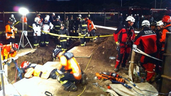 Bomberos rescató a trabajador que permaneció 20 horas atrapado en derrumbe