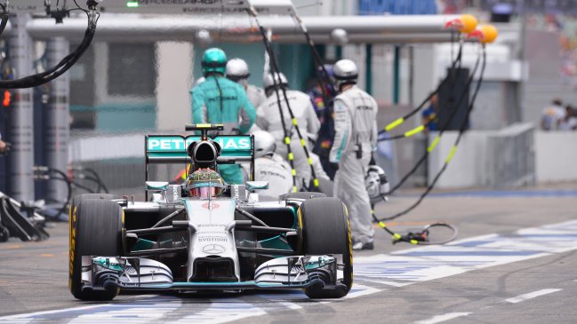 Nico Rosberg se quedó con el Gran Premio de Alemania y aumentó su liderato
