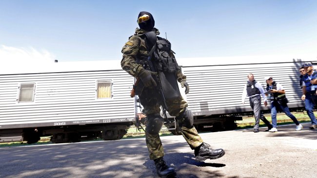 Separatistas prorrusos devuelven tres ciudades al Gobierno de Ucrania