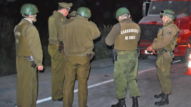 Desconocidos incendiaron maquinaria agrícola de forestal Mininco en Cañete