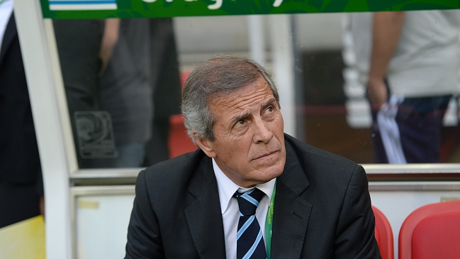 Alcides Ghiggia: Uruguay debe cambiar el técnico y Suárez está equivocado