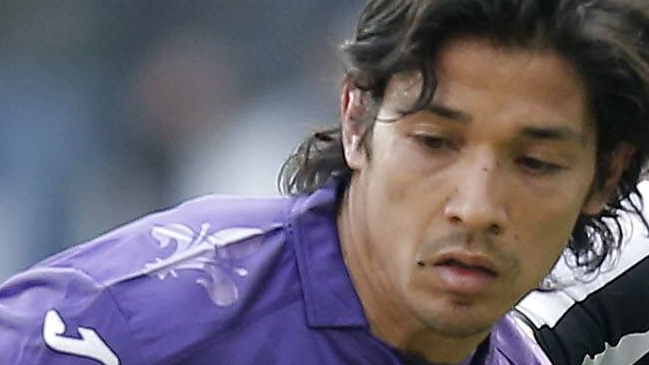 Matías Fernández participó en victoria de Fiorentina sobre Estudiantes de La Plata