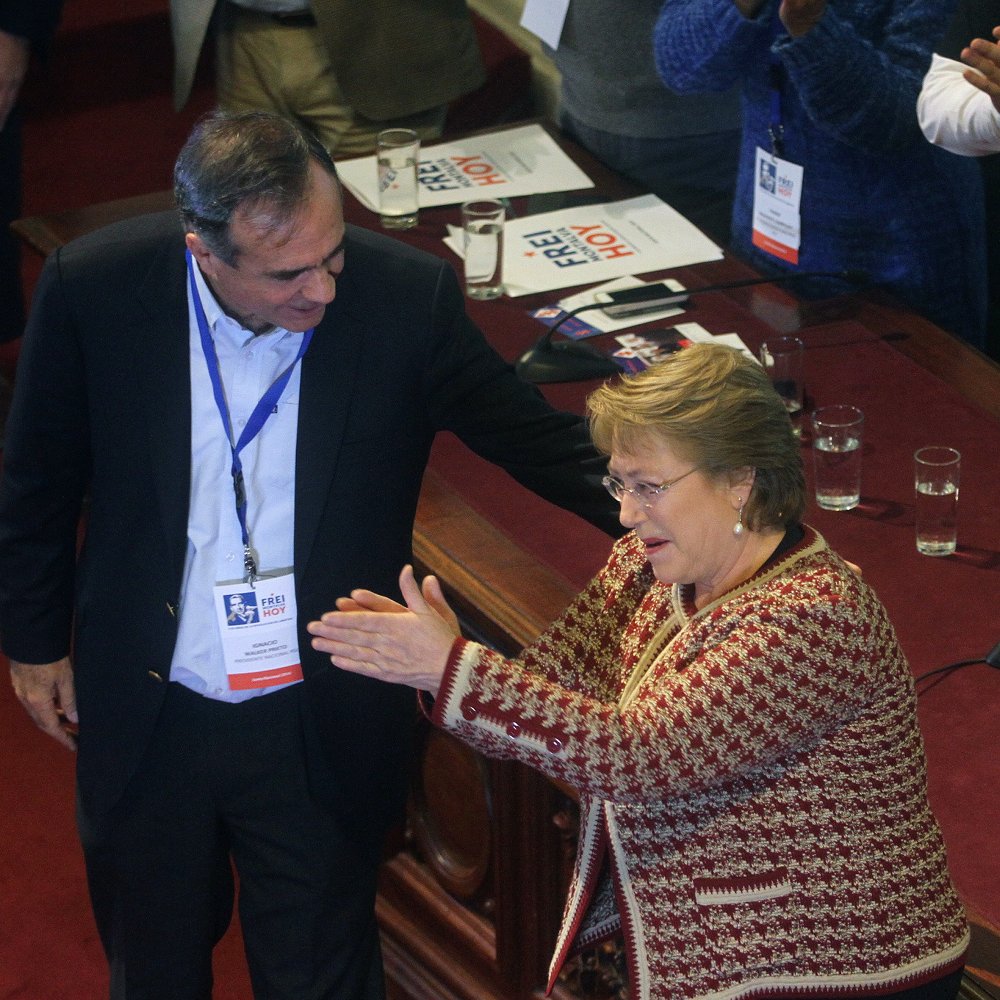 Bachelet llama a tener 