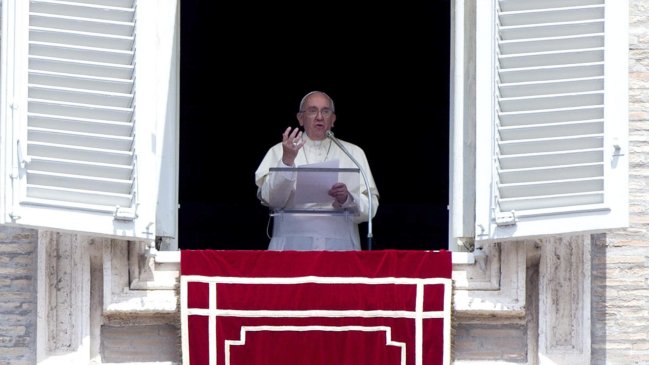 Papa Francisco pidió a Ucrania, Medio Oriente e Irak que detengan la guerra