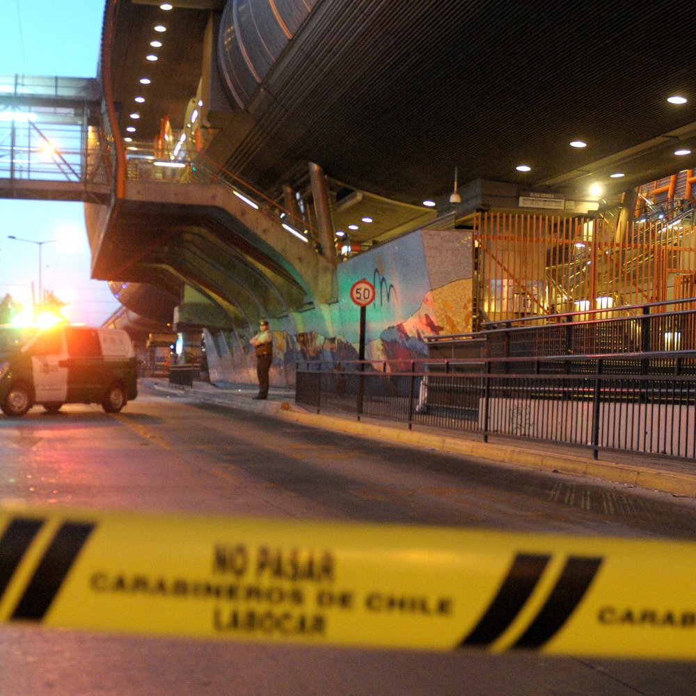 Operativo policial obligó a suspender parcialmente el servicio de Metro