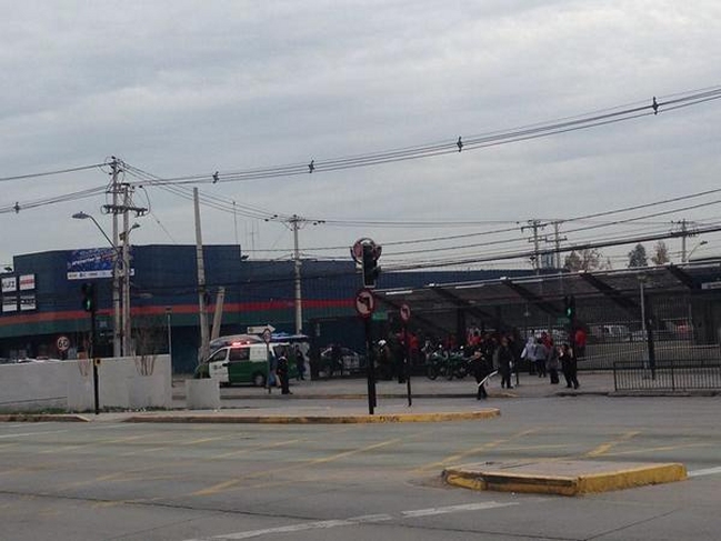 Aviso de bomba obligó a cerrar estación de Metro Vicente Valdés