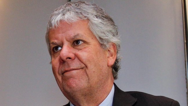 Nicolás Eyzaguirre: 