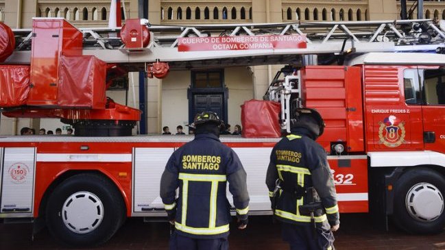 Diputados piden eximir a Bomberos de impuesto específico a los combustibles
