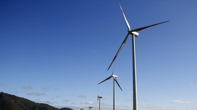 Producción industrial de Chile creció un 0,9 por ciento en el último año