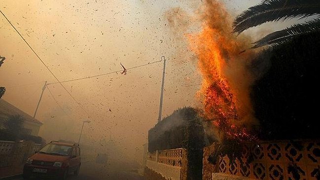 Mujer salvó con vida de un incendio pero murió al volver a buscar su teléfono