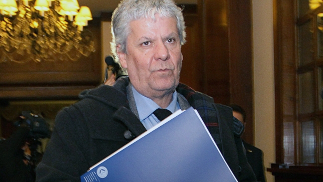 Nueva Mayoría se cuadró con la reforma educacional tras cónclave en Cerro Castillo