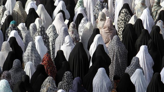 Tres hombres fueron ahorcados en público por robo y violación en Irán