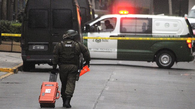 Carabineros creó equipo especial para investigar bombazos