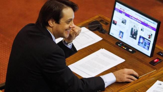 Secretario general RN tras renuncia de Gaspar Rivas: 