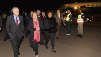  Presidenta Bachelet llegó a Sudáfrica para iniciar gira  