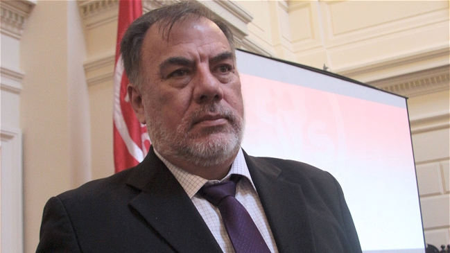 Comité Central del PS revisará eventual ampliación del mandato de Osvaldo Andrade