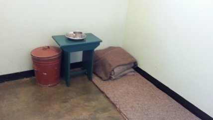  Bachelet visitó celda donde estuvo Nelson Mandela  