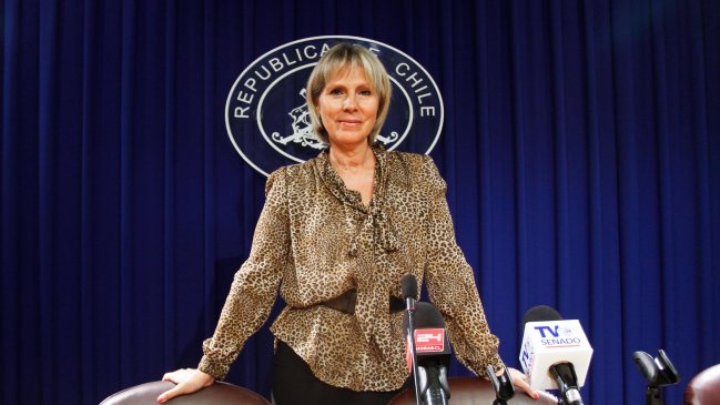 Lily Pérez: RN, UDI y Evópoli se derechizaron en exceso