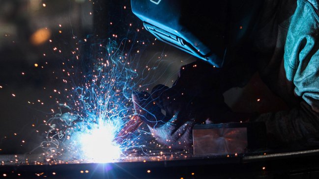 Expertos bajan nuevamente expectativa de crecimiento: 2,5 por ciento