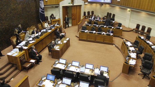 Nueva Mayoría dividida por indicación a reforma educacional