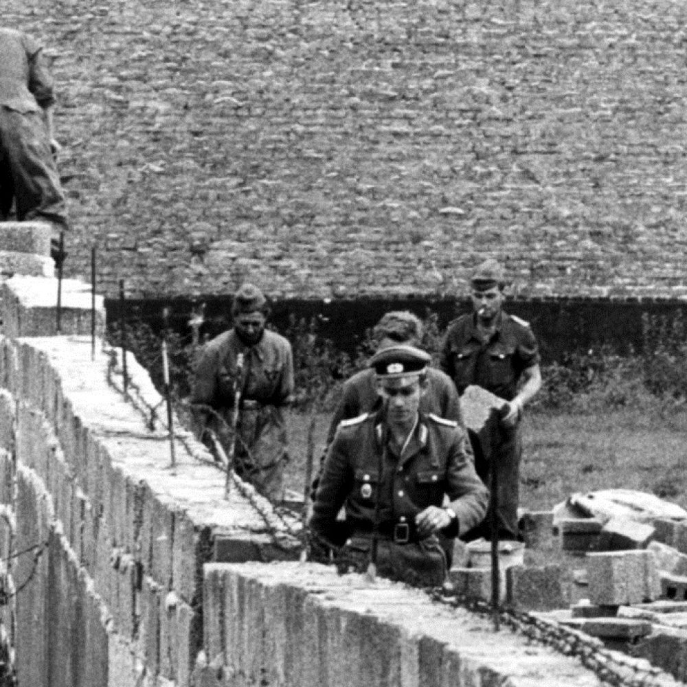 Alemania conmemora 53 años del inicio de la construcción del 