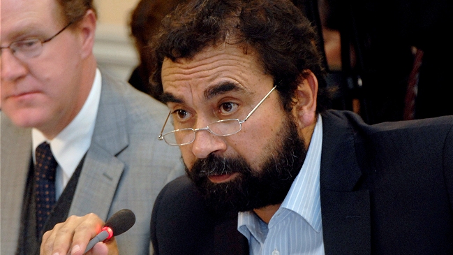 Hugo Gutiérrez responde a la UDI: La inmoralidad corre por cuenta de ellos