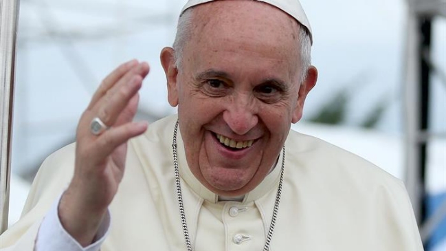 El Papa Francisco superó los 15 millones de seguidores en Twitter