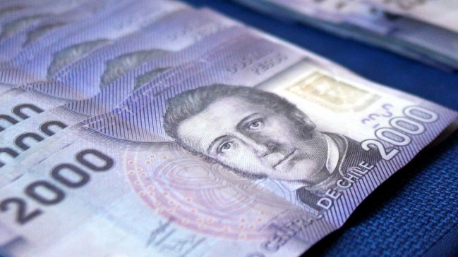 Economistas pronostican más bajas en tasa de interés