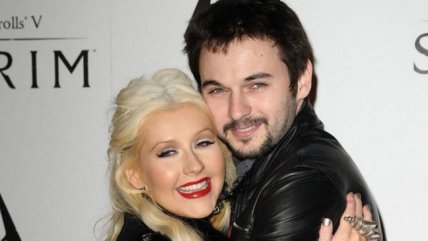Emocionado tweet de Christina Aguilera tras convertirse en madre