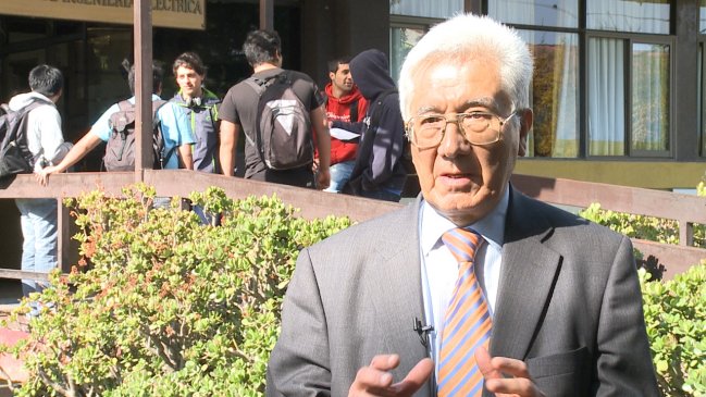 Falleció ex rector de la Universidad de Santiago, Eduardo Morales Santos