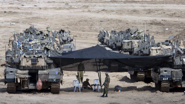 Israel ataca Gaza en respuesta al lanzamientos de tres cohetes