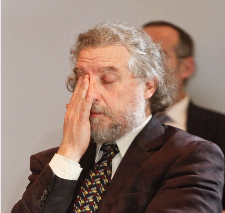 Pifias obligaron a secretario ejecutivo de la reforma educacional a abortar discurso