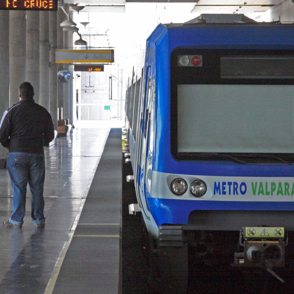 Metro de Valparaíso tendrá servicio parcializado este lunes