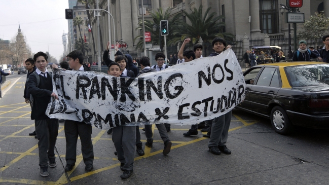 Consejo de Rectores estudia cambios en ranking de notas