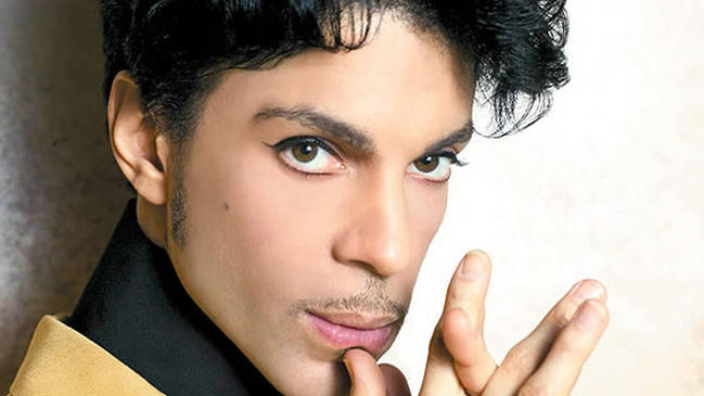 Prince se presenta en solitario y con su banda con dos nuevos álbumes