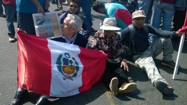 Marcha peruana solo llegó a 20 kilómetros de la frontera