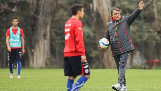 Hugo Tocalli entregó su primera nómina como entrenador de Chile sub 20