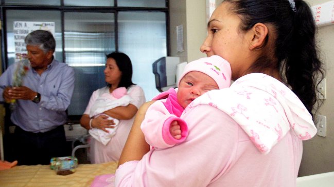 Los nuevos elementos del ajuar que entrega el Gobierno a recién nacidos