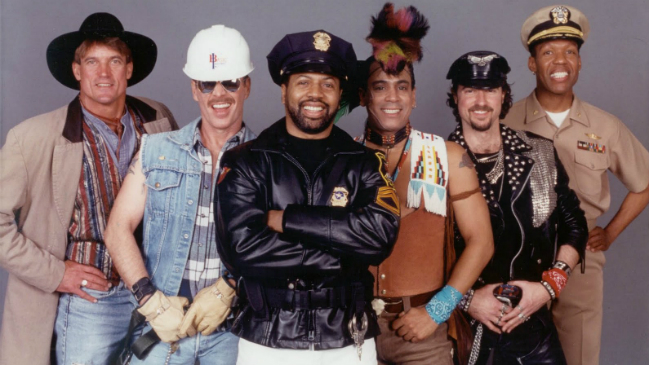 Village People se suma a Hit Parade
